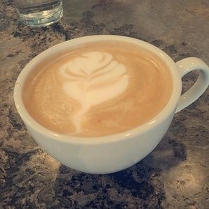 Meet your Posher, Emina